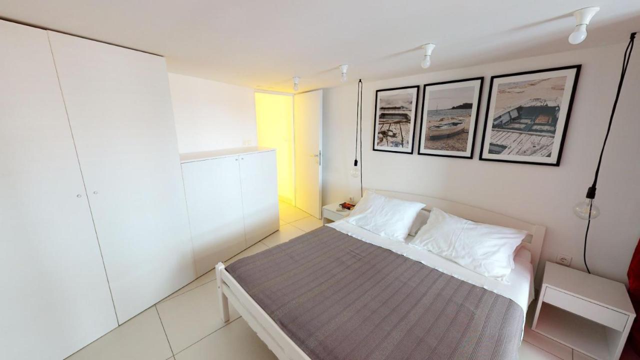 Number 5 Apartment Pakostane Bagian luar foto