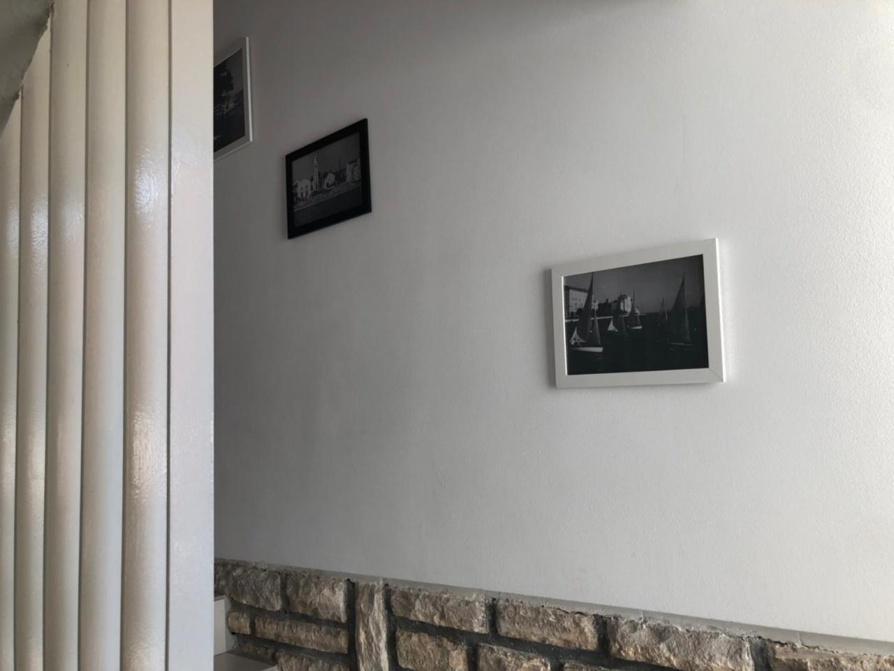 Number 5 Apartment Pakostane Bagian luar foto